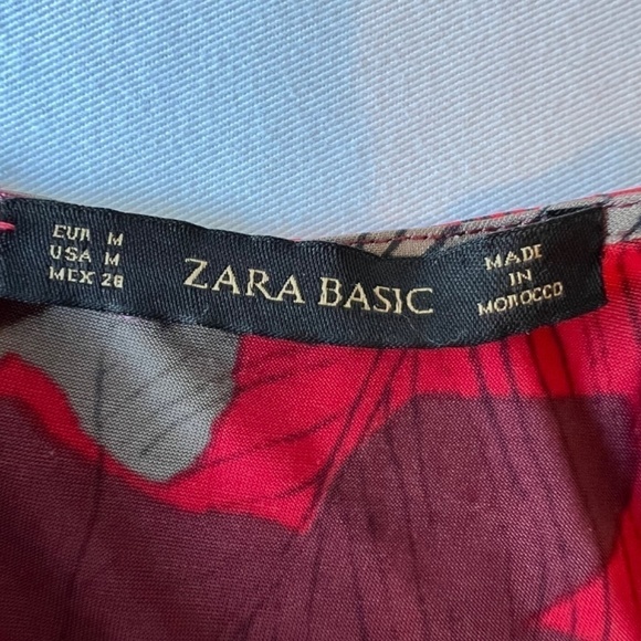 Zara red floral print knee length faux wrap v neck dress - Picture 13 of 13